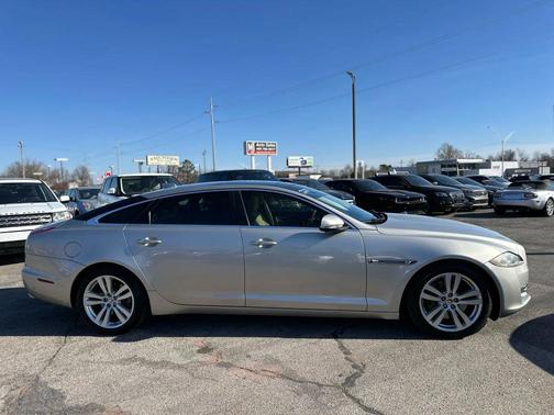 2016 Jaguar XJ XJL Portfolio