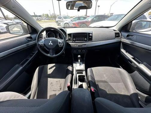 2015 Mitsubishi Lancer SE