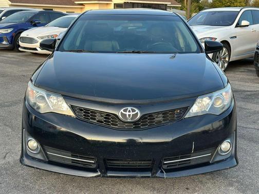 2013 Toyota Camry SE