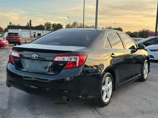 2013 Toyota Camry SE