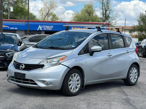 Brilliant Silver Metallic 2015 Nissan Versa Note SV