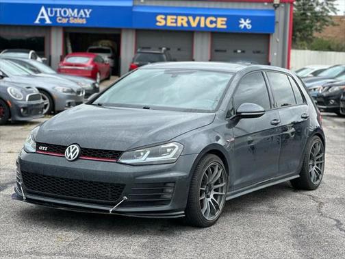 2015 Volkswagen Golf GTI 2.0T SE 4-Door
