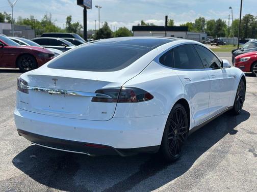 2014 Tesla Model S Sedan 4D
