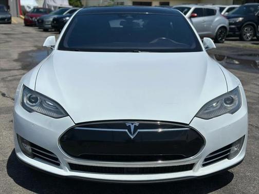 2014 Tesla Model S Sedan 4D