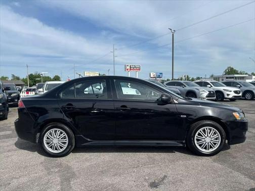 2015 Mitsubishi Lancer SE