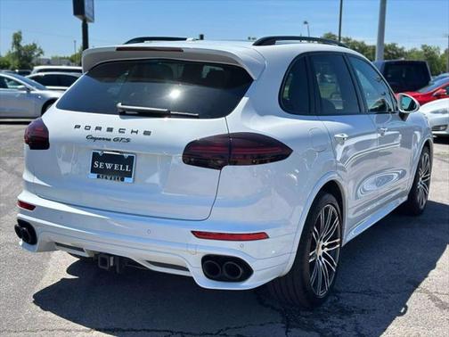 2016 Porsche Cayenne GTS