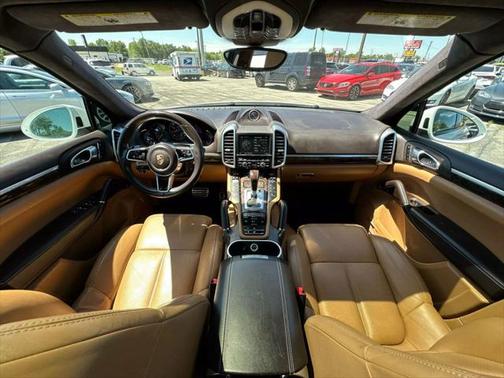 2016 Porsche Cayenne GTS