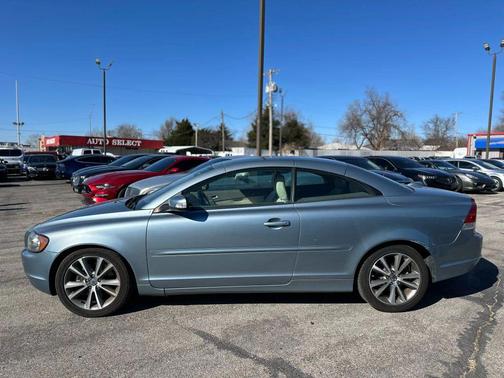 2010 Volvo C70 T5