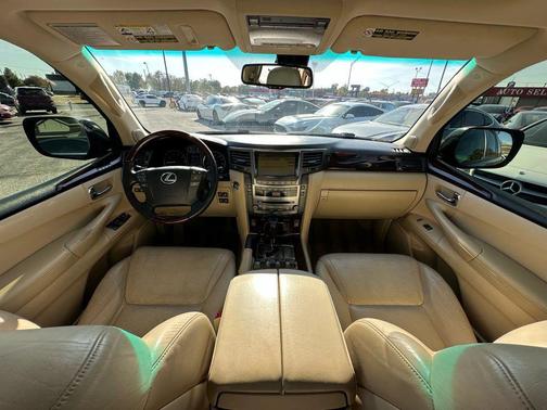 2011 Lexus LX 570 Base