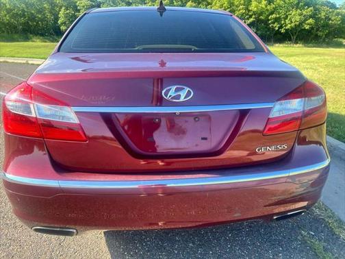 2012 Hyundai Genesis 3.8