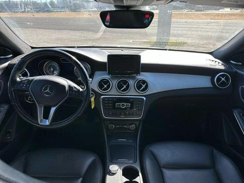 2014 Mercedes-Benz CLA-Class Base