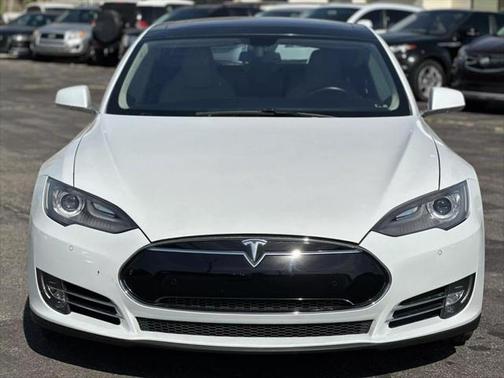 2014 Tesla Model S 85