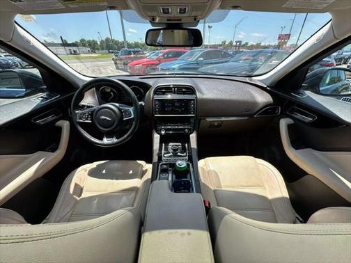 2018 Jaguar F-PACE 35t Prestige