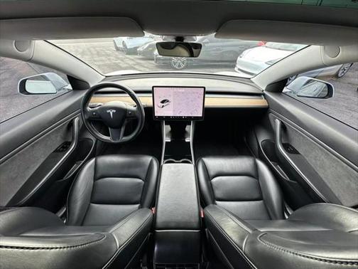 2019 Tesla Model 3 Standard Range