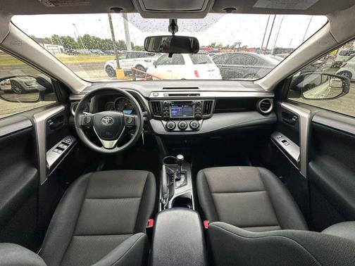 Super White 2016 Toyota RAV4 LE