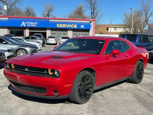 2015 Dodge Challenger SXT Plus