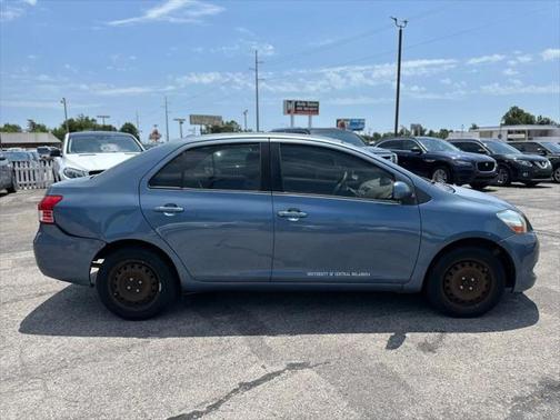 2010 Toyota Yaris Base