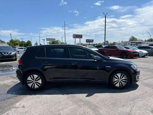 2016 Volkswagen e-Golf SEL Premium
