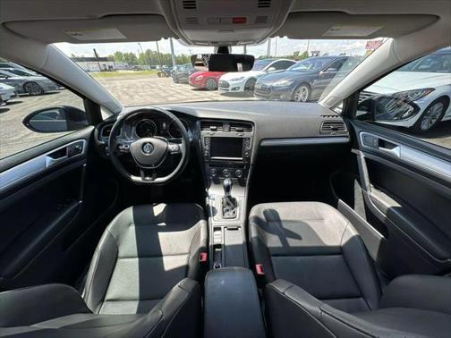 2016 Volkswagen e-Golf SEL Premium
