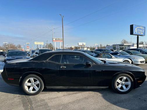 2013 Dodge Challenger SXT