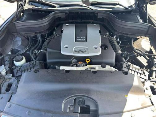 2017 INFINITI QX50 Base