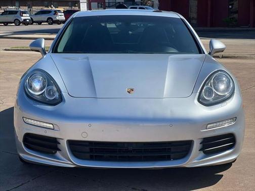 2014 Porsche Panamera 4