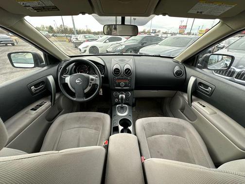 2012 Nissan Rogue S