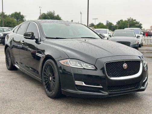 Black 2016 Jaguar XJ XJ R-Sport