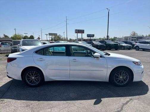 2018 Lexus ES 350 Base