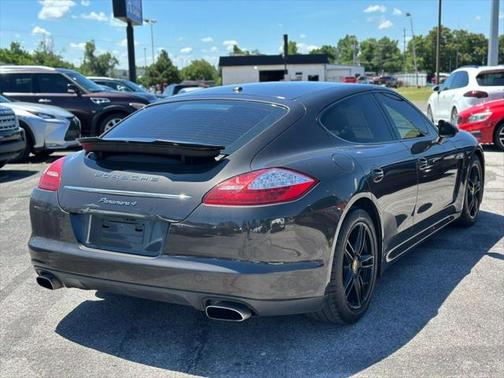 2011 Porsche Panamera 4
