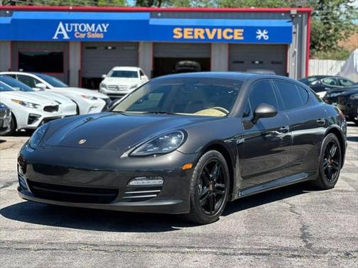 2011 Porsche Panamera 4