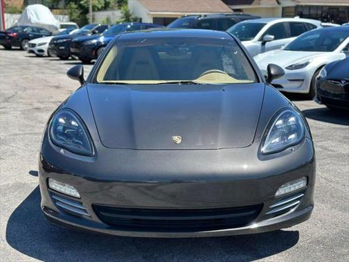 2011 Porsche Panamera 4