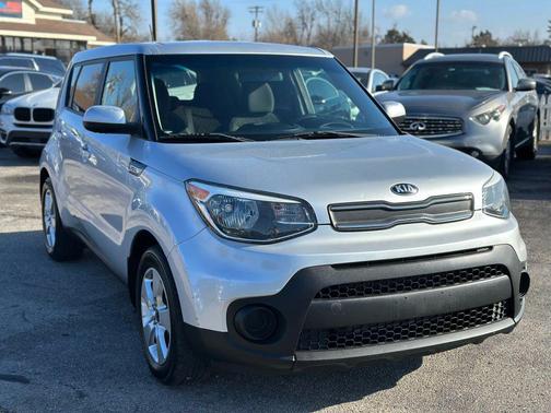 2017 Kia Soul Base