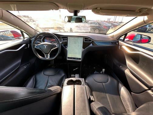 2013 Tesla Model S Sedan 4D