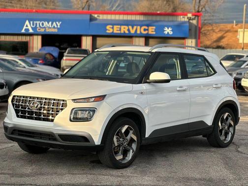 2024 Hyundai VENUE SEL