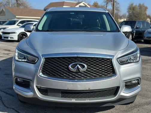 2016 INFINITI QX60 Base