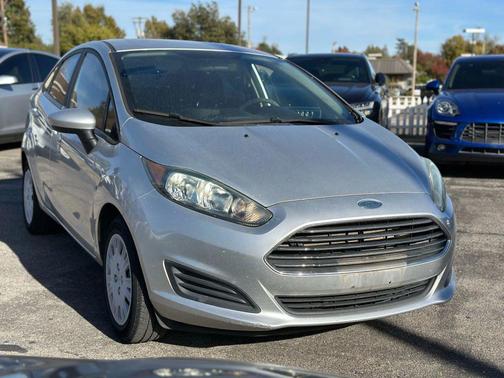 2016 Ford Fiesta S