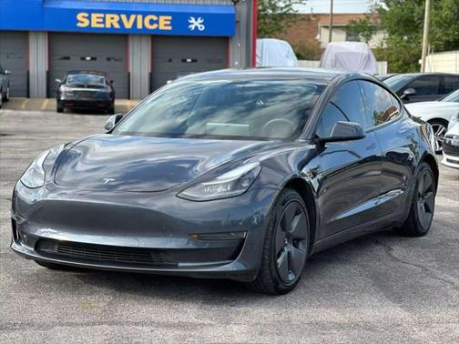 2022 Tesla Model 3 Standard Range
