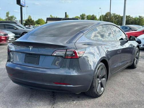 2022 Tesla Model 3 Standard Range