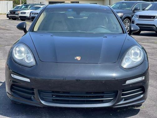 2015 Porsche Panamera 4