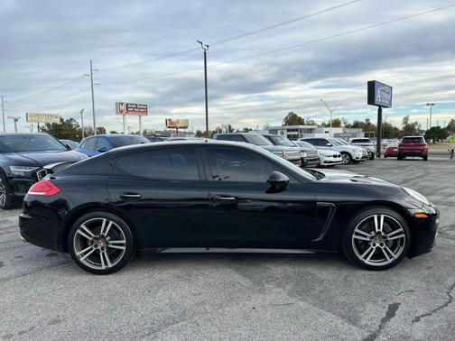 2015 Porsche Panamera 4