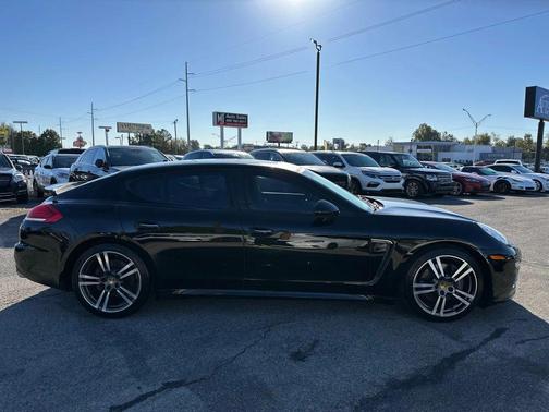 2015 Porsche Panamera 4