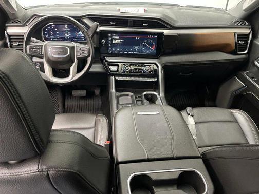 2024 GMC Sierra 3500 Denali