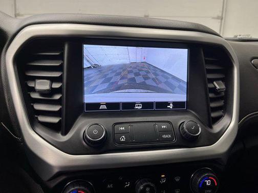 2023 GMC Acadia AWD SLT