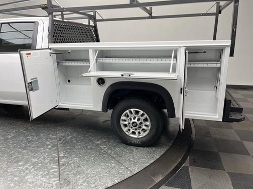 Summit White 2026 Chevrolet Silverado 2500 WT
