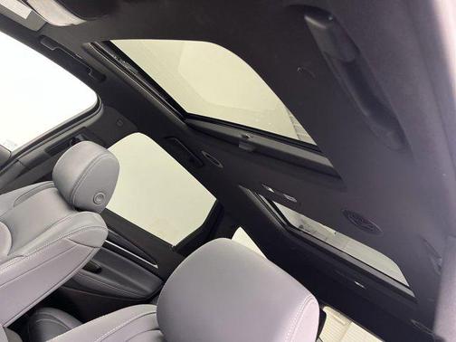 2023 Buick Enclave Essence AWD