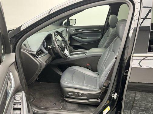 2023 Buick Enclave Essence AWD