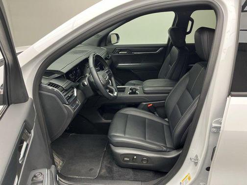 2024 GMC Acadia AWD Elevation