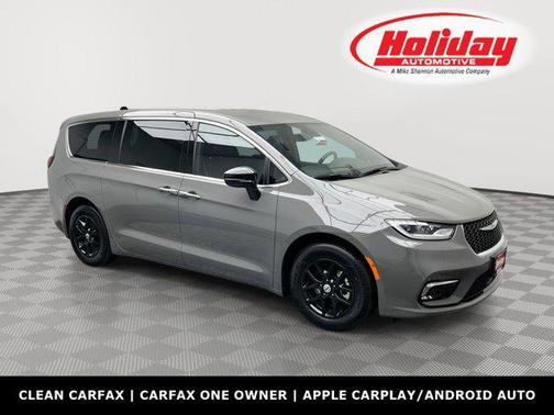 2025 Chrysler Pacifica L