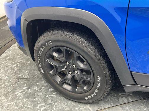 2022 Jeep Cherokee X 4x4